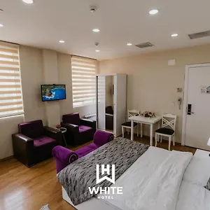 https://white-hotel-spa.aboutbakuhotels.com