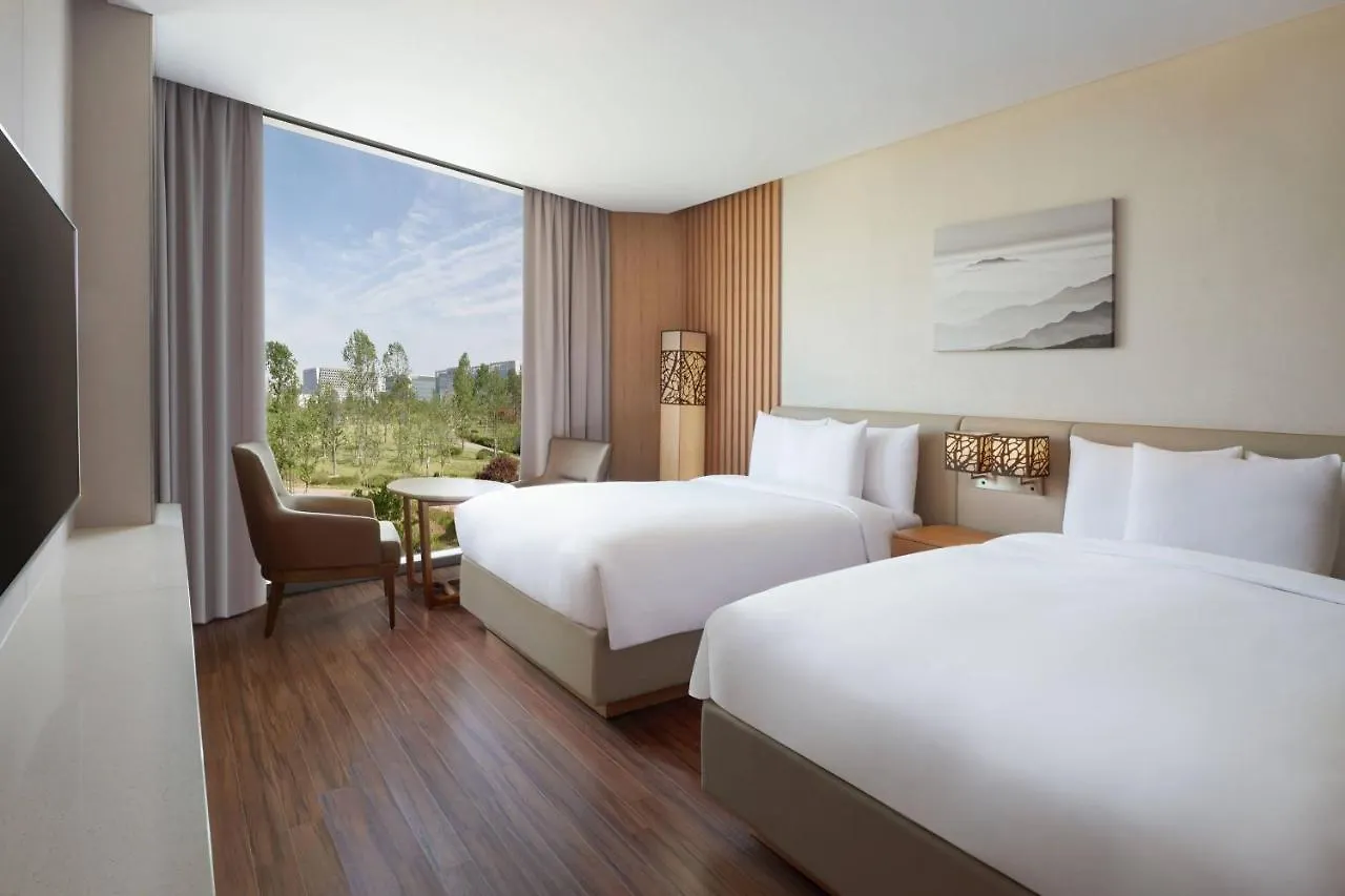Courtyard By Marriott Seoul Botanic Park Hotel