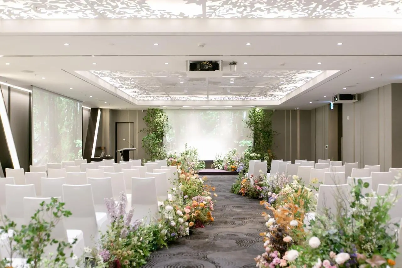 ****  Courtyard By Marriott Seoul Botanic Park Hotel Zuid-Korea