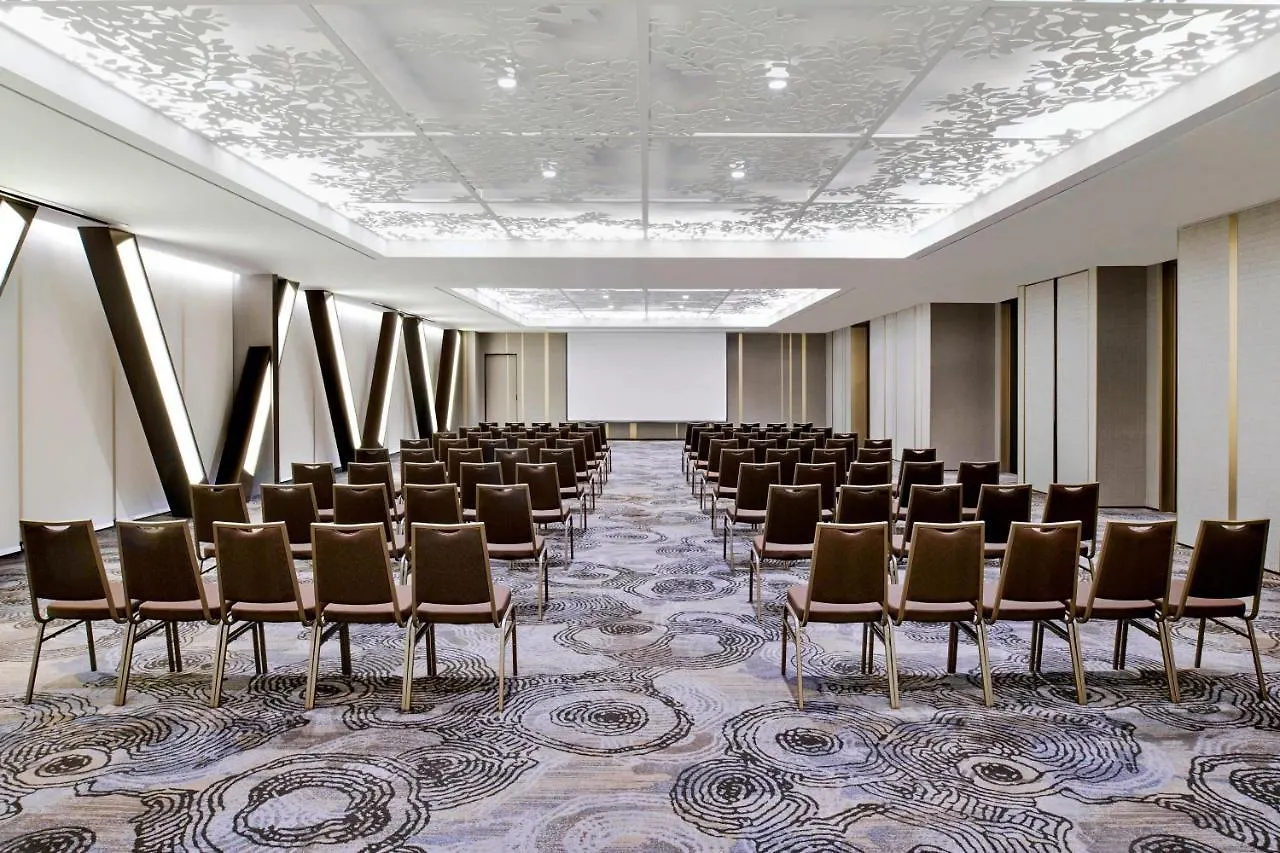 Courtyard By Marriott Seoul Botanic Park Hotel