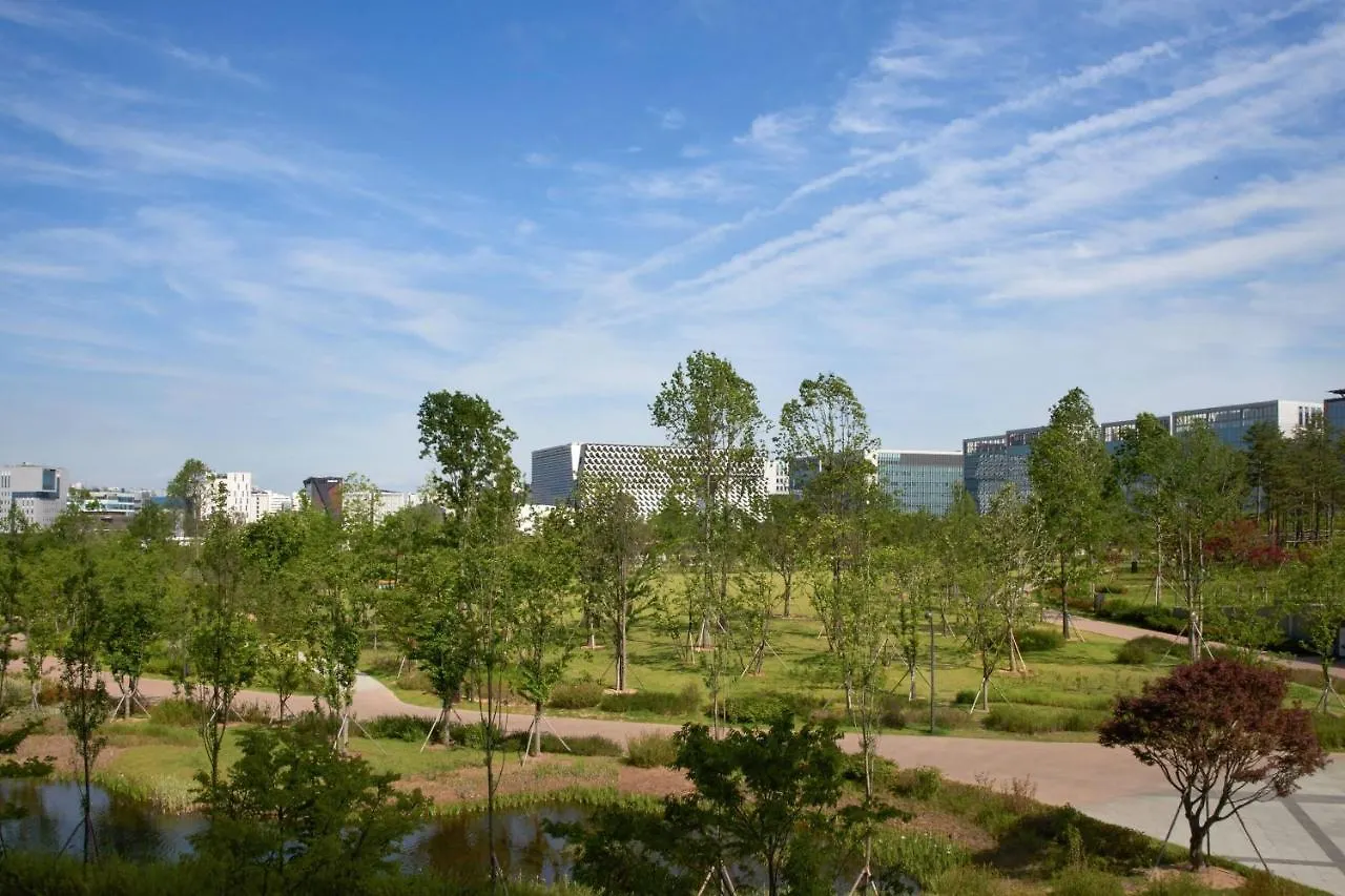 Courtyard By Marriott Seoul Botanic Park Hotel
