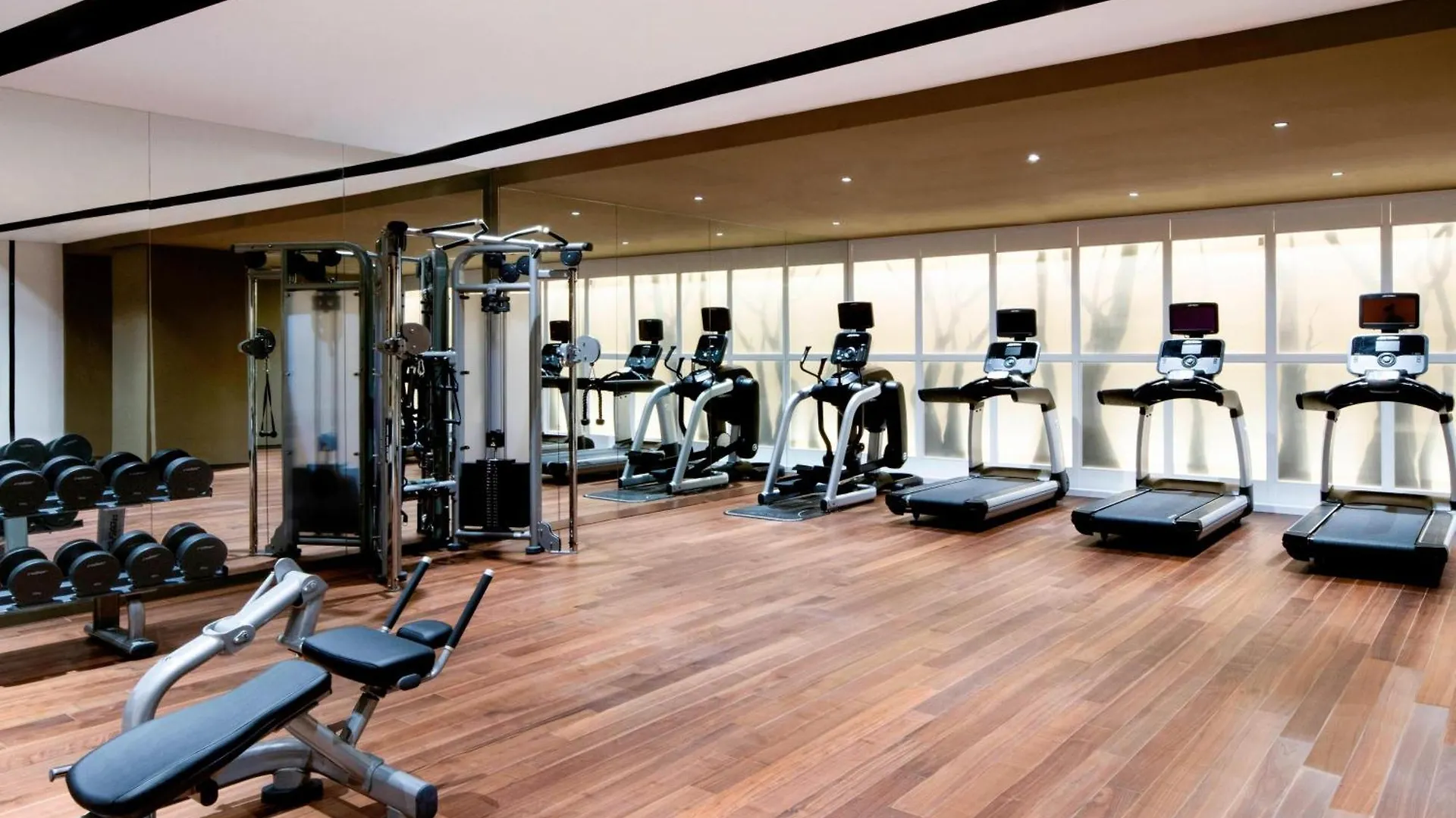 Courtyard By Marriott Seoul Botanic Park Hotel